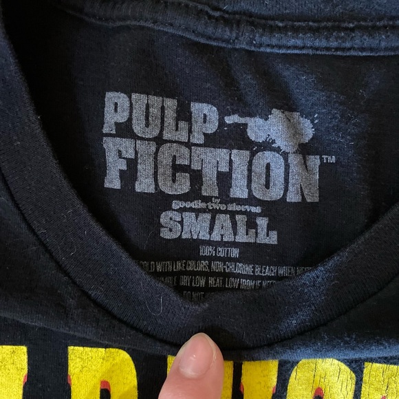 Pulp Fiction Tee Shirt size small - Picture 2 of 4